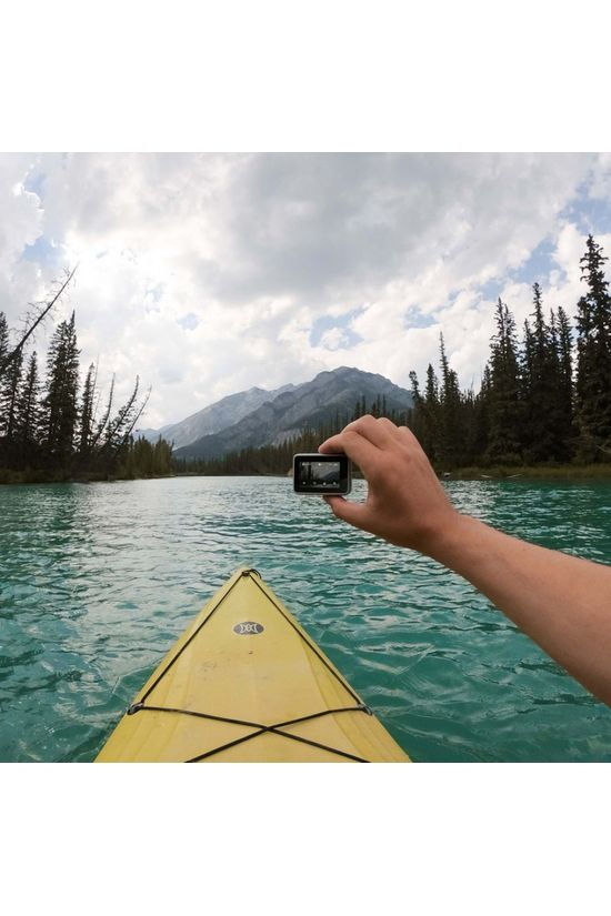 GoPro HERO7 Action Camera Silver + 32GB MicroSD Card .