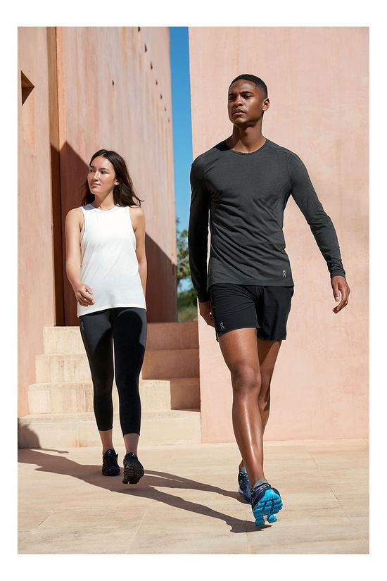 On Men's Lightweight Running Shorts Black