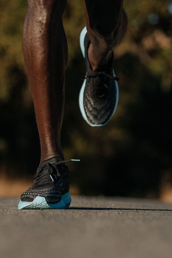 Brooks Mens Hyperion Tempo Black/Iced Aqua/Blue