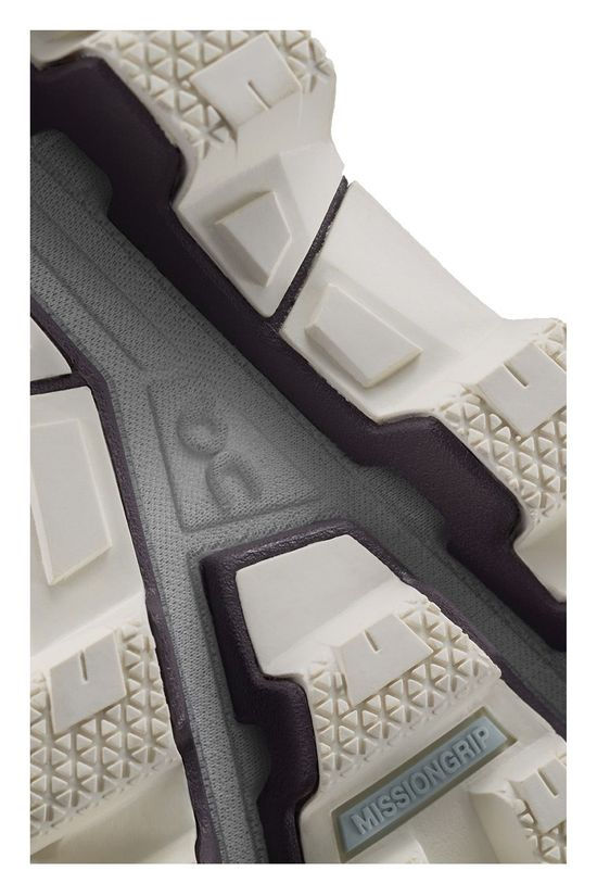 On Womens Cloudventure Shadow/Grape